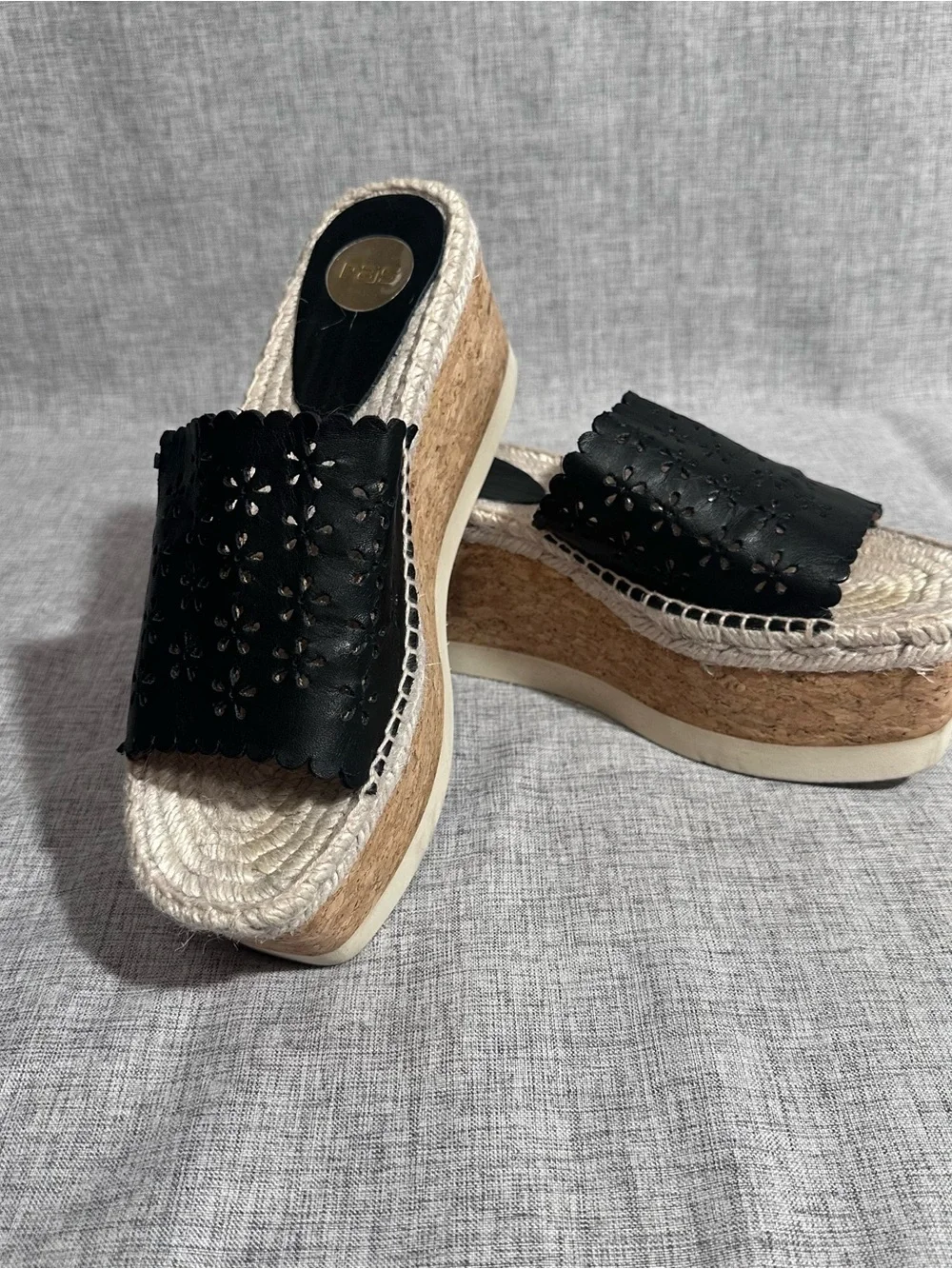 Ras black leather